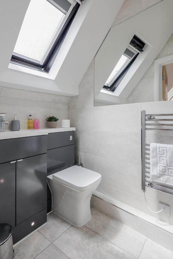 The Gem Of Central Winchester - Sleeps 4 Exterior photo